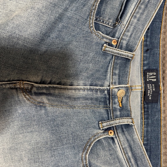 Men’s athletic slim fit jeans (31x32) | Soft wear by Gap - Picture 10 of 10
